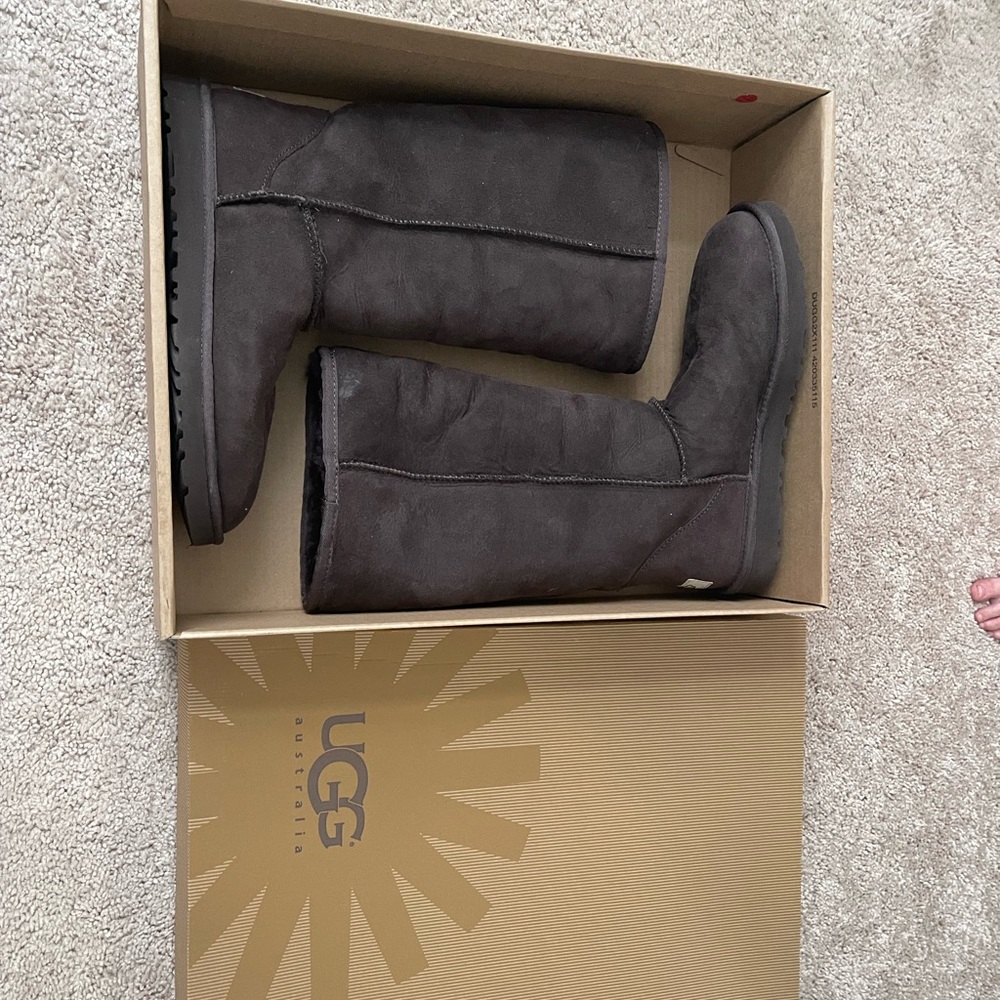 UGG tall boots-dark brown